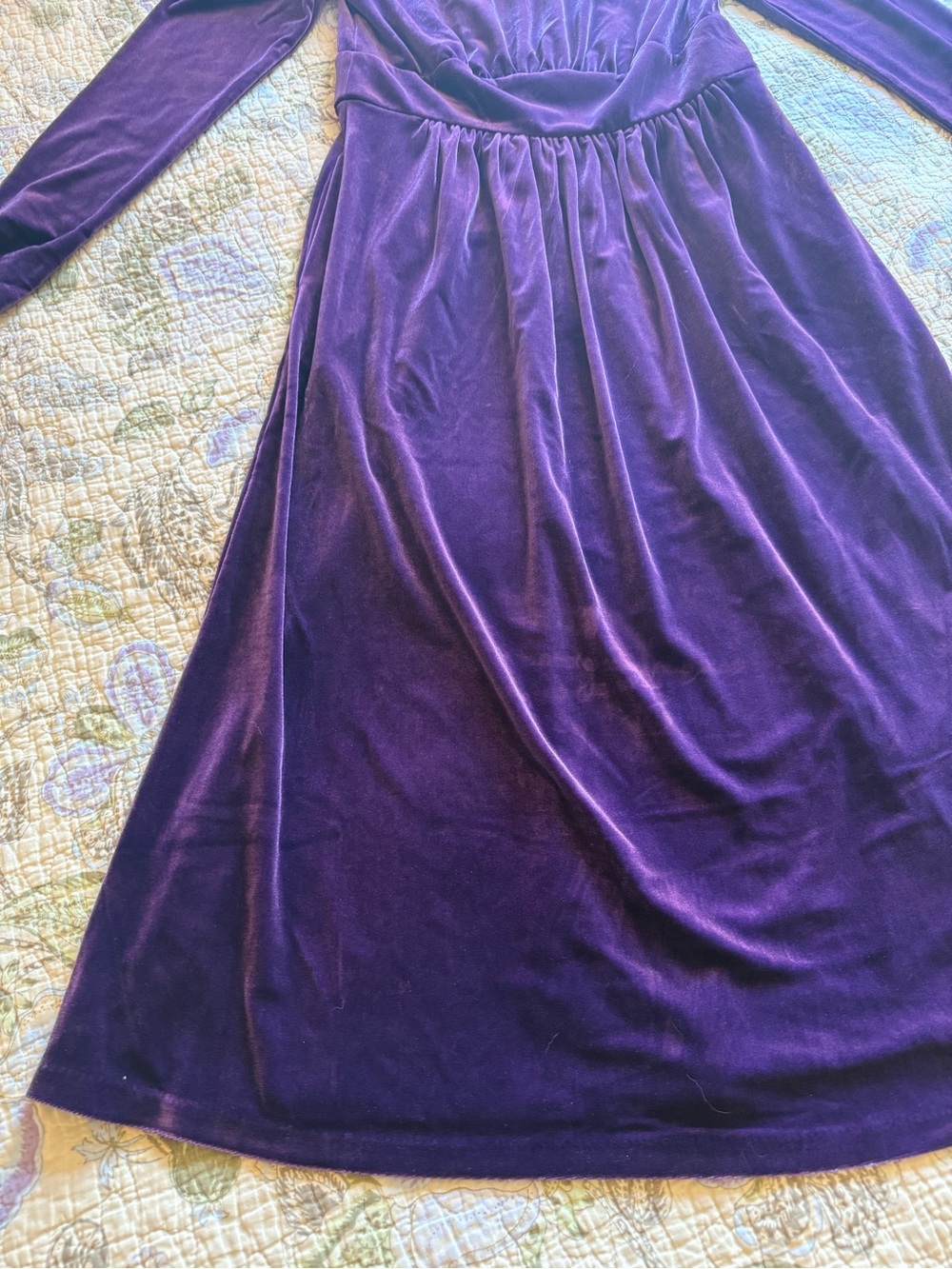 Boden Thea purple velvet midi dress NWT - Picture 3 of 15
